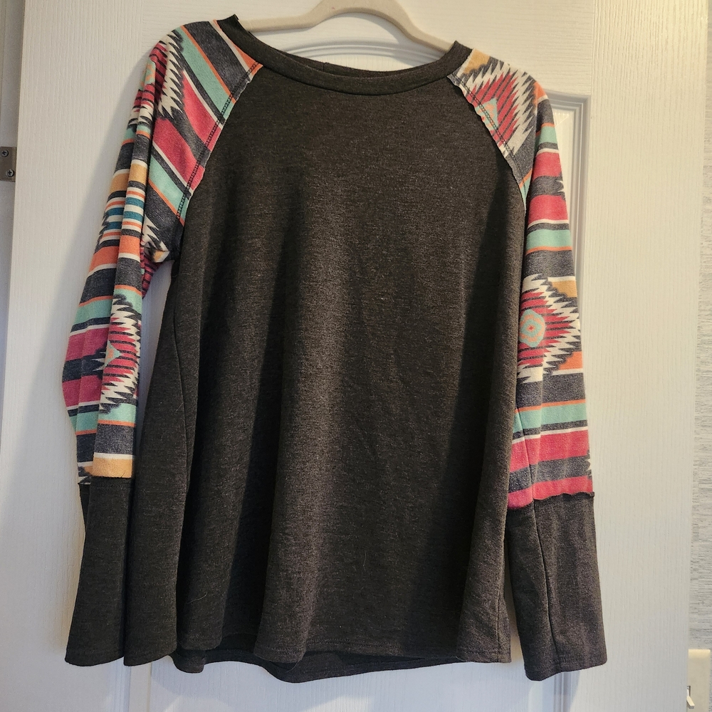 Hesed Trendy Charcoal Blouse with Colorful Patterned Sleeves Size M Euc